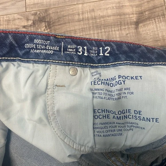 Tommy Hilfiger Bootcut Jeans Womens Size 12 Waist 31 Slimming Pocket High Rise - Picture 6 of 7